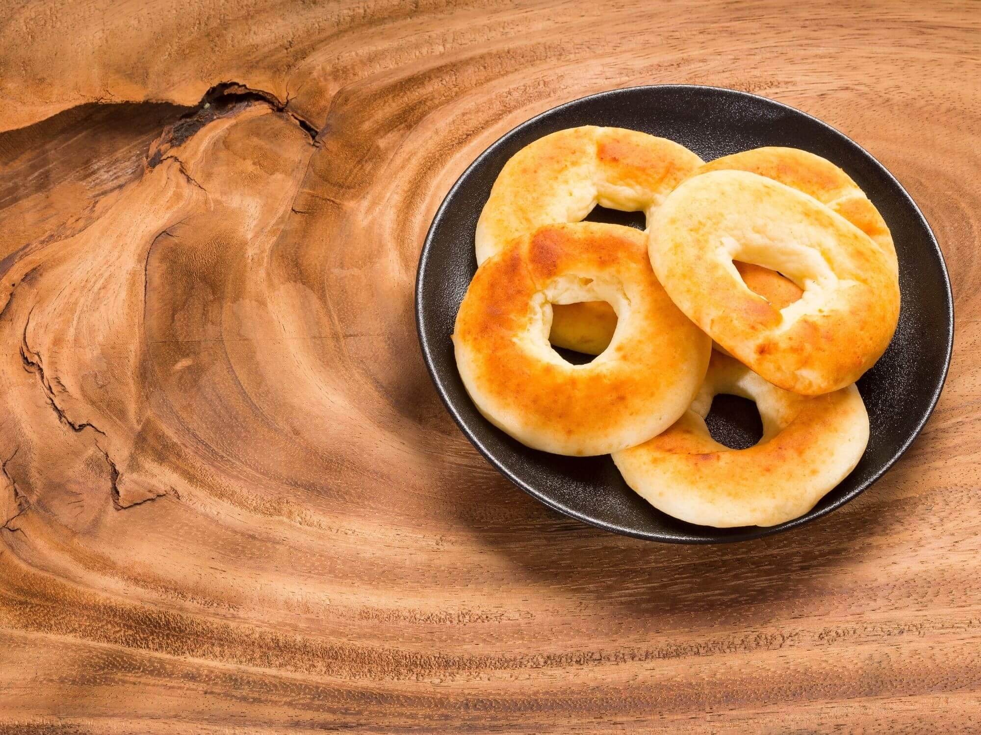 wooden surfaces safe for food